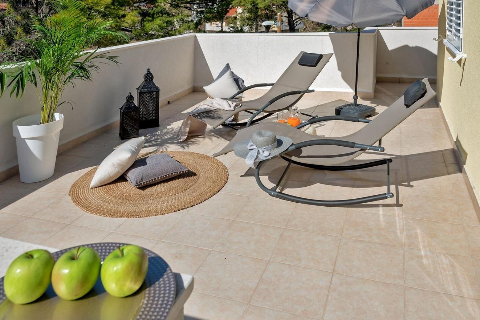 Luxury Villa Lelu With Heated Saltwater Pool, Parking, High Speed Internet, Bbq, Zrnovnica Ngoại thất bức ảnh